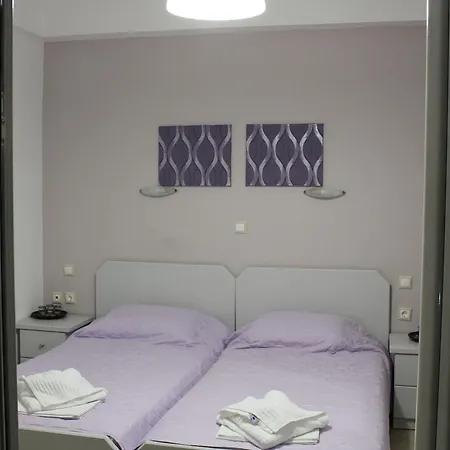 John Akroyiali Hotel 3*